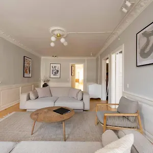 Big 4 Bedroom With Bathtub By Cph Hall Square Copenaghen